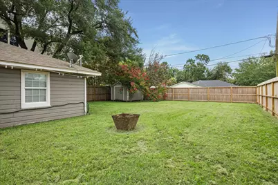 2327 Saxon Drive, Houston, TX 77018 - Photo 5