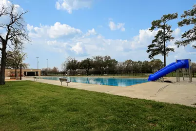 2327 Saxon Drive, Houston, TX 77018 - Photo 23