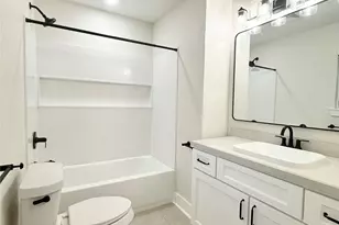 318 Caladium St, Lake Jackson, TX 77566 - Photo 15