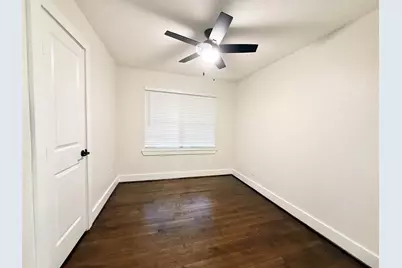 318 Caladium Street, Lake Jackson, TX 77566 - Photo 23