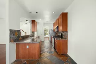 10003 Lynette Falls Dr, Houston, TX 77095 - Photo 11