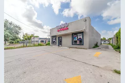 7016 Harrisburg Boulevard, Houston, TX 77011 - Photo 3