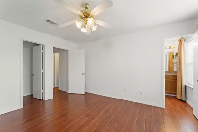 8252 Golf Green Circle, Houston, TX 77036 - Photo 15