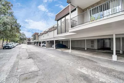 7575 Katy Freeway #30, Houston, TX 77024 - Photo 27