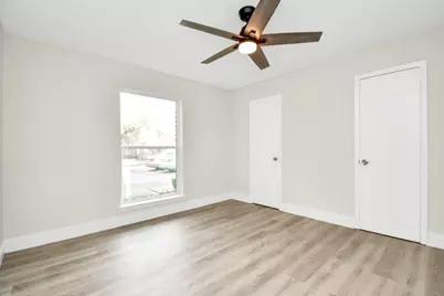 7575 Katy Freeway #30, Houston, TX 77024 - Photo 11