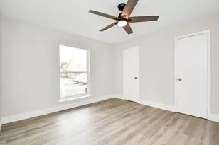 7575 Katy Fwy, Houston, TX 77024 - Photo 11