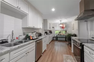 1701 Ave R, Huntsville, TX 77340 - Photo 11