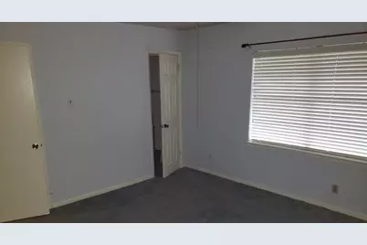 5915 Albert Drive, Houston, TX 77396 - Photo 9