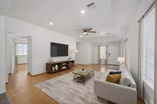 14323 Brunswick Point Ln, Houston, TX 77047 - Photo 5