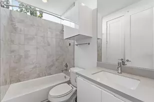 1155 W 17th St, Houston, TX 77008 - Photo 5