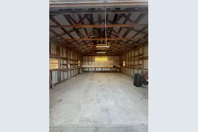 676 County Road 002, Hallettsville, TX 77964 - Photo 17