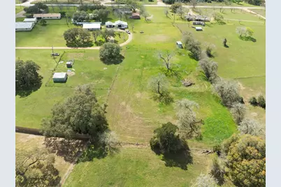 676 County Road 002, Hallettsville, TX 77964 - Photo 29
