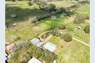 676 County Road 002, Hallettsville, TX 77964 - Photo 31
