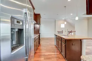 1423 Upland Orchard Dr, Houston, TX 77043 - Photo 9