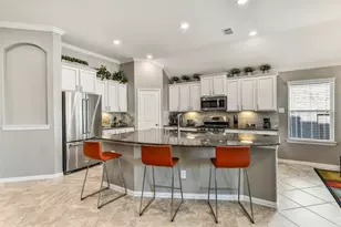 310 Bolton Dr, League City, TX 77573 - Photo 9