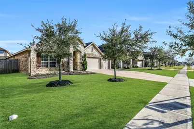 310 Bolton Drive, League City, TX 77573 - Photo 3