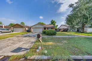 10915 Clear Fork Dr, Humble, TX 77396 - Photo 5