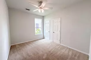 5704 Shady Hollow Ct, Rosharon, TX 77583 - Photo 11