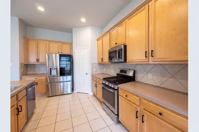 5704 Shady Hollow Court, Rosharon, TX 77583 - Photo 17
