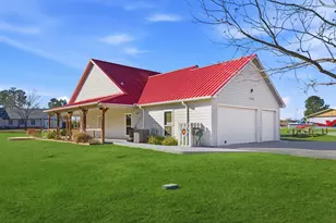 11592 Tailslide Dr, Berryville, TX 75763 - Photo 7