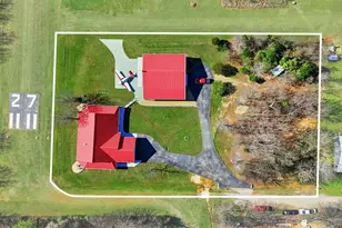 11592 Tailslide Dr, Berryville, TX 75763 - Photo 3