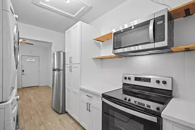 701 28th Street #B, Galveston, TX 77550 - Photo 5