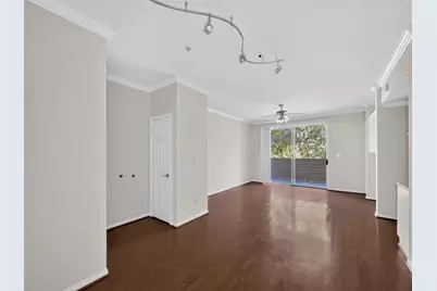 2111 Welch #B214, Houston, TX 77019 - Photo 7