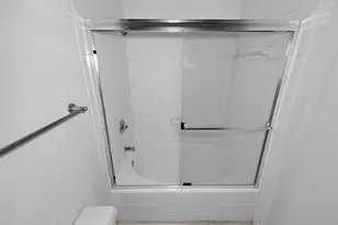 2111 Welch, Houston, TX 77019 - Photo 17