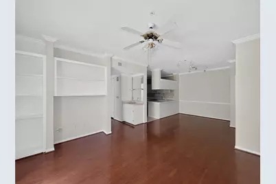 2111 Welch #B214, Houston, TX 77019 - Photo 9