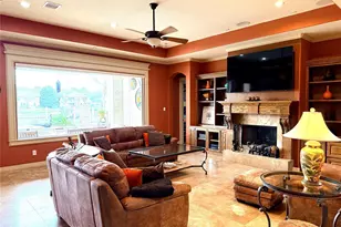 716 Pegasus Ln, League City, TX 77573 - Photo 7