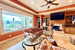 716 Pegasus Ln, League City, TX 77573 - Photo 9