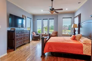 716 Pegasus Ln, League City, TX 77573 - Photo 15