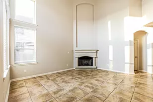 6726 Hunters Trace Ln, Baytown, TX 77521 - Photo 3