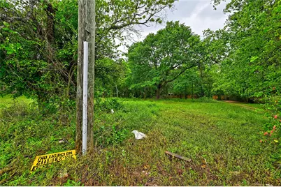 302 Smith Road, Magnolia, TX 77354 - Photo 5