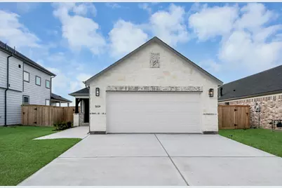 5839 Madison Trail Drive, Richmond, TX 77469 - Photo 3