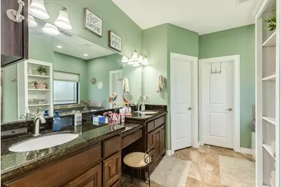 808 Quarter Horse Trail, Angleton, TX 77515 - Photo 25