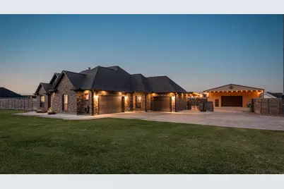 808 Quarter Horse Trail, Angleton, TX 77515 - Photo 13