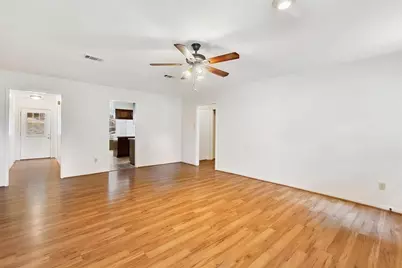2106 Wickburn Drive, Spring, TX 77386 - Photo 15