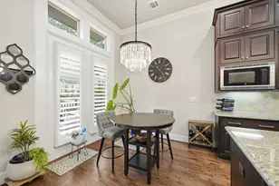 1810 Upland Lakes, Houston, TX 77043 - Photo 13