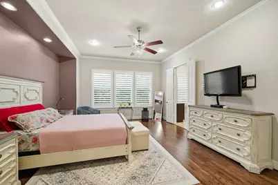 1810 Upland Lakes, Houston, TX 77043 - Photo 17