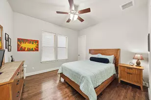 1810 Upland Lakes, Houston, TX 77043 - Photo 23