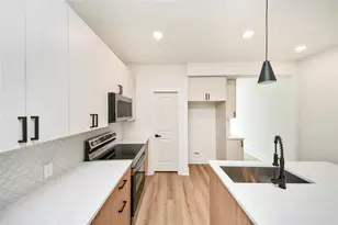 932 South Ln Unit B Ln, South Houston, TX 77088 - Photo 3