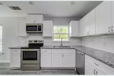 4616 Shreveport Boulevard #B, Houston, TX 77028 - Photo 7