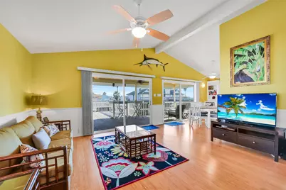 23007 Lunes Street, Galveston, TX 77554 - Photo 9