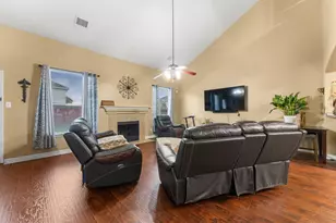 21127 Gatepoint Dr, Houston, TX 77073 - Photo 13