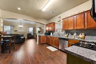 21127 Gatepoint Dr, Houston, TX 77073 - Photo 7