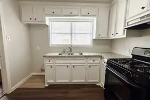 7427 Avenue I, Houston, TX 77011 - Photo 9