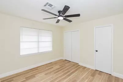 1318 Meadow Lark Street, Deer Park, TX 77536 - Photo 15