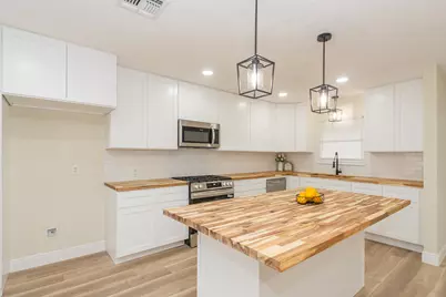 1318 Meadow Lark Street, Deer Park, TX 77536 - Photo 7