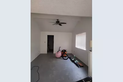 12058 Plumbrook Drive, Houston, TX 77099 - Photo 7